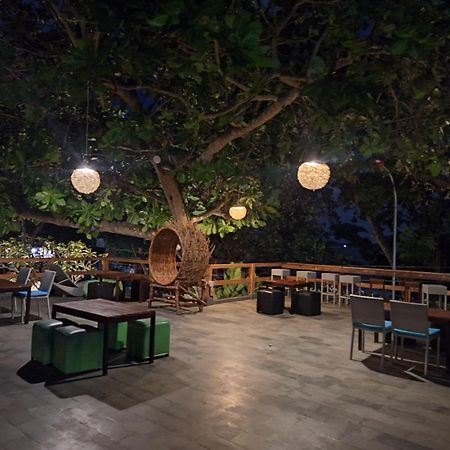 Javacove Beach Hotel Batukaras Ngoại thất bức ảnh