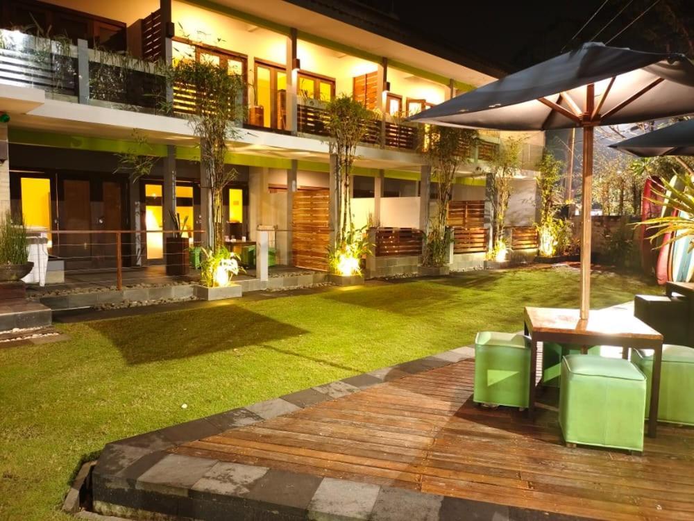 Javacove Beach Hotel Batukaras Ngoại thất bức ảnh