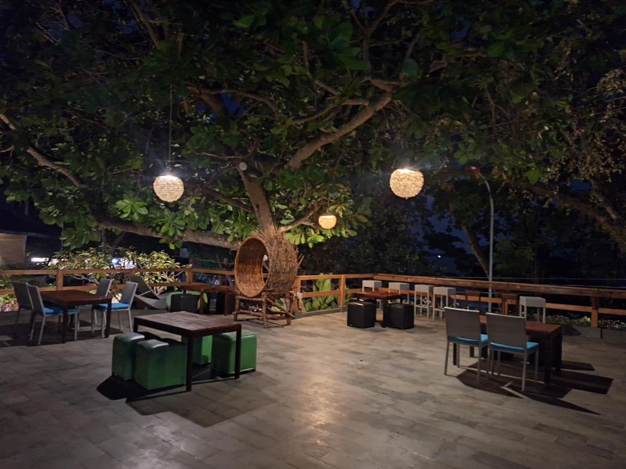 Javacove Beach Hotel Batukaras Ngoại thất bức ảnh