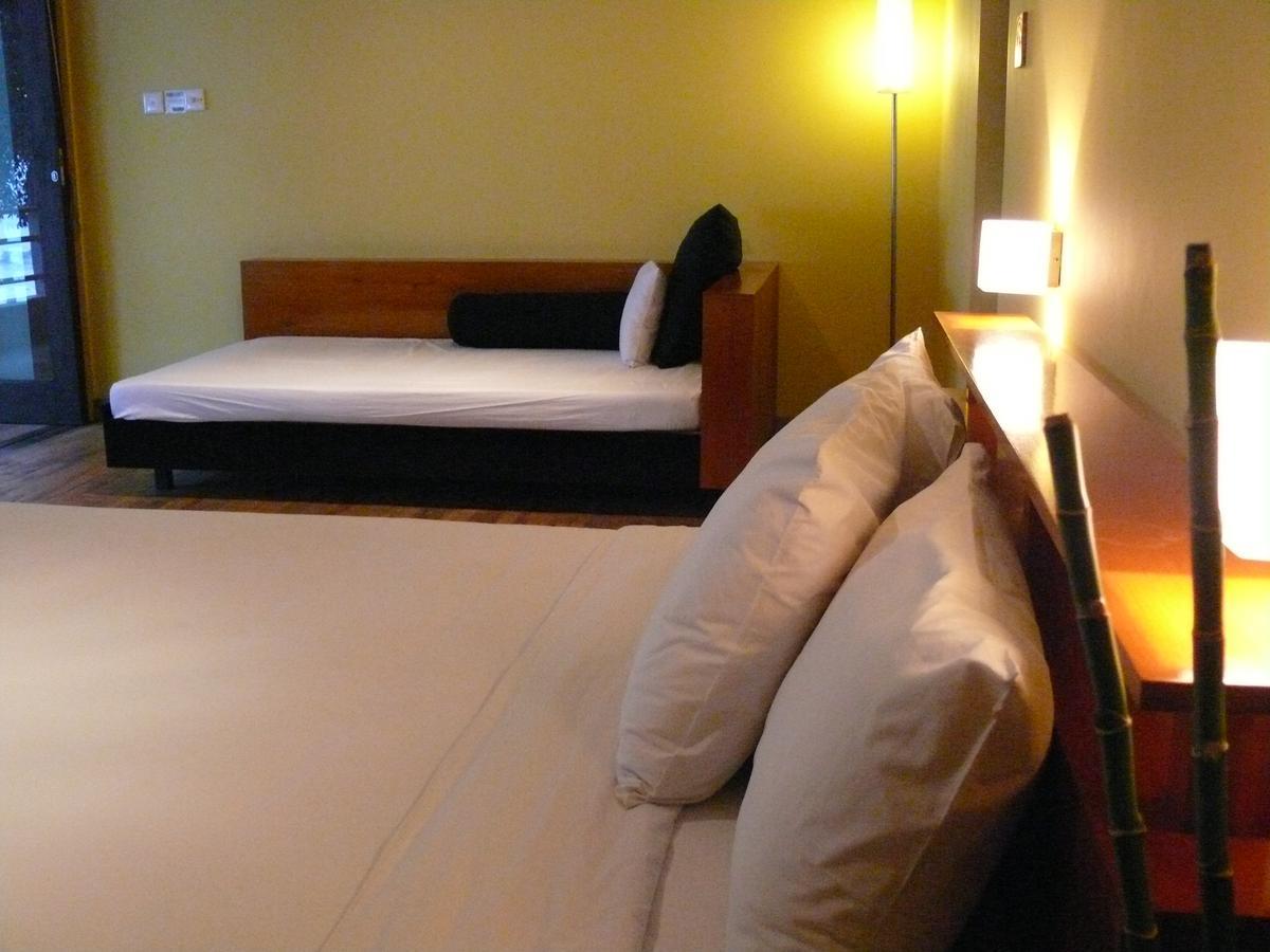 Javacove Beach Hotel Batukaras Ngoại thất bức ảnh