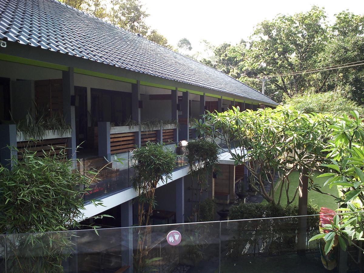 Javacove Beach Hotel Batukaras Ngoại thất bức ảnh