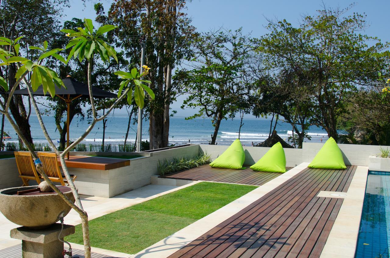 Javacove Beach Hotel Batukaras Ngoại thất bức ảnh